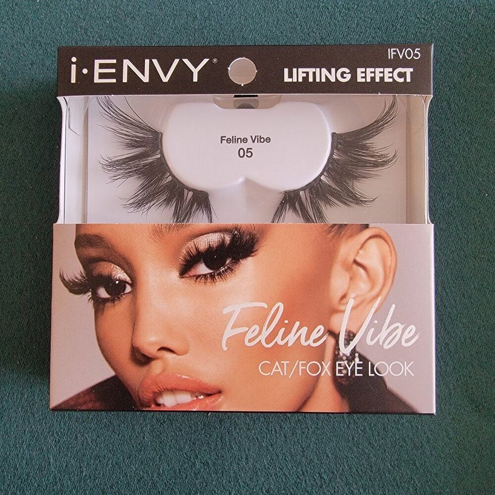 Set of 3 i Envy Lifting Effect Eyelashes IFV05 Feline Vibe Cat Fox Eye Look NEW